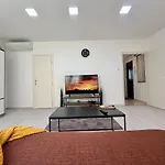 Apartmán Calvinforumgreatchurchmainsquare *